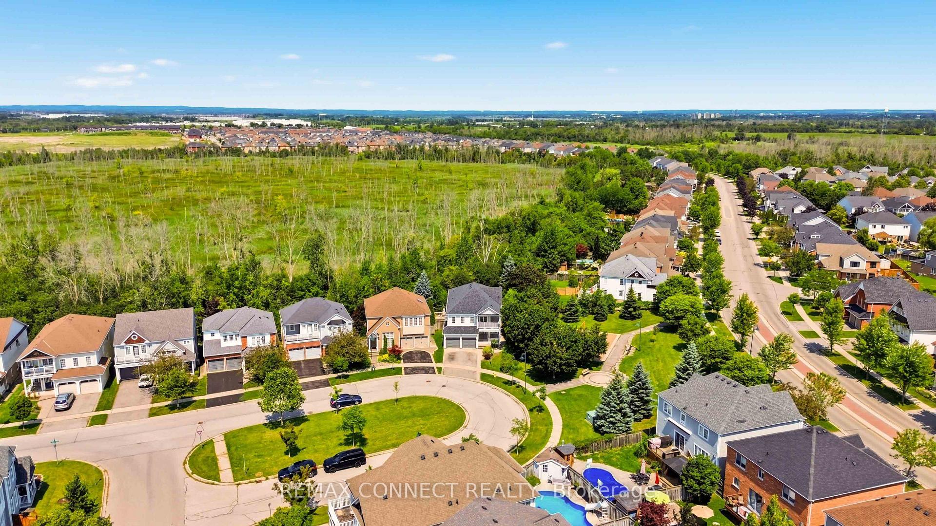 Photo 44 of 72 Warwick Avenue, Ajax, South East — HOMEH