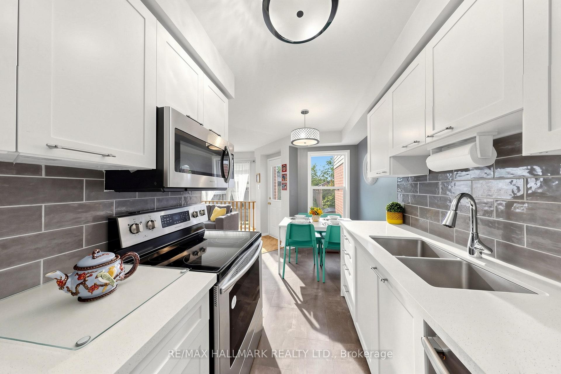 Photo 5 of 5 Evelyn Buck Lane, Aurora, Bayview Wellington — HOMEH