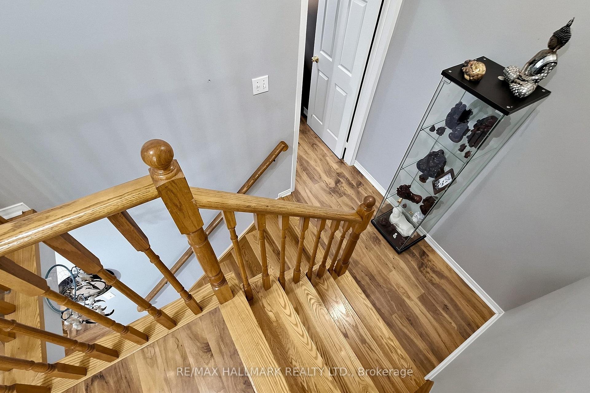 Photo 19 of 5 Evelyn Buck Lane, Aurora, Bayview Wellington — HOMEH