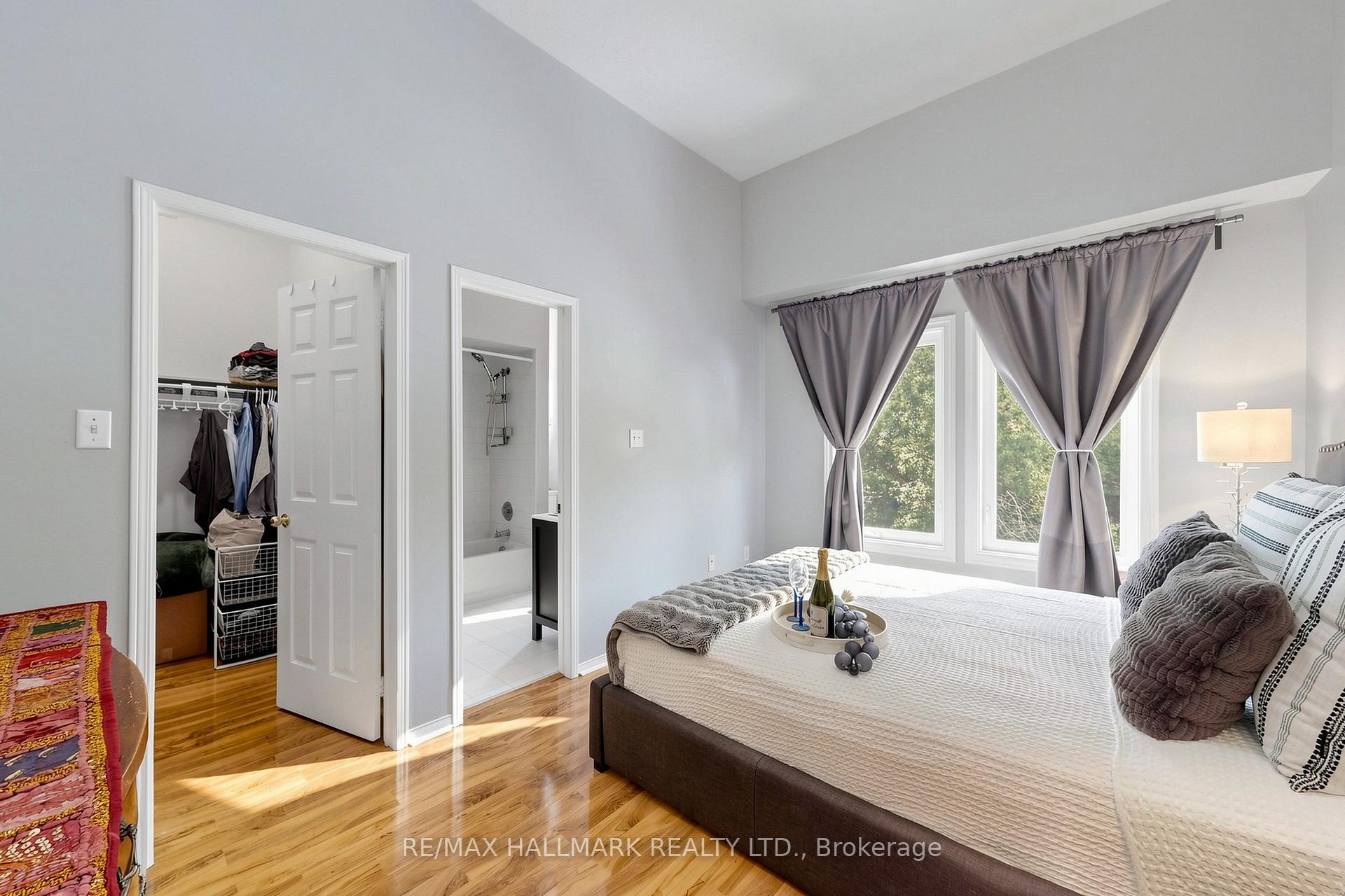 Photo 23 of 5 Evelyn Buck Lane, Aurora, Bayview Wellington — HOMEH