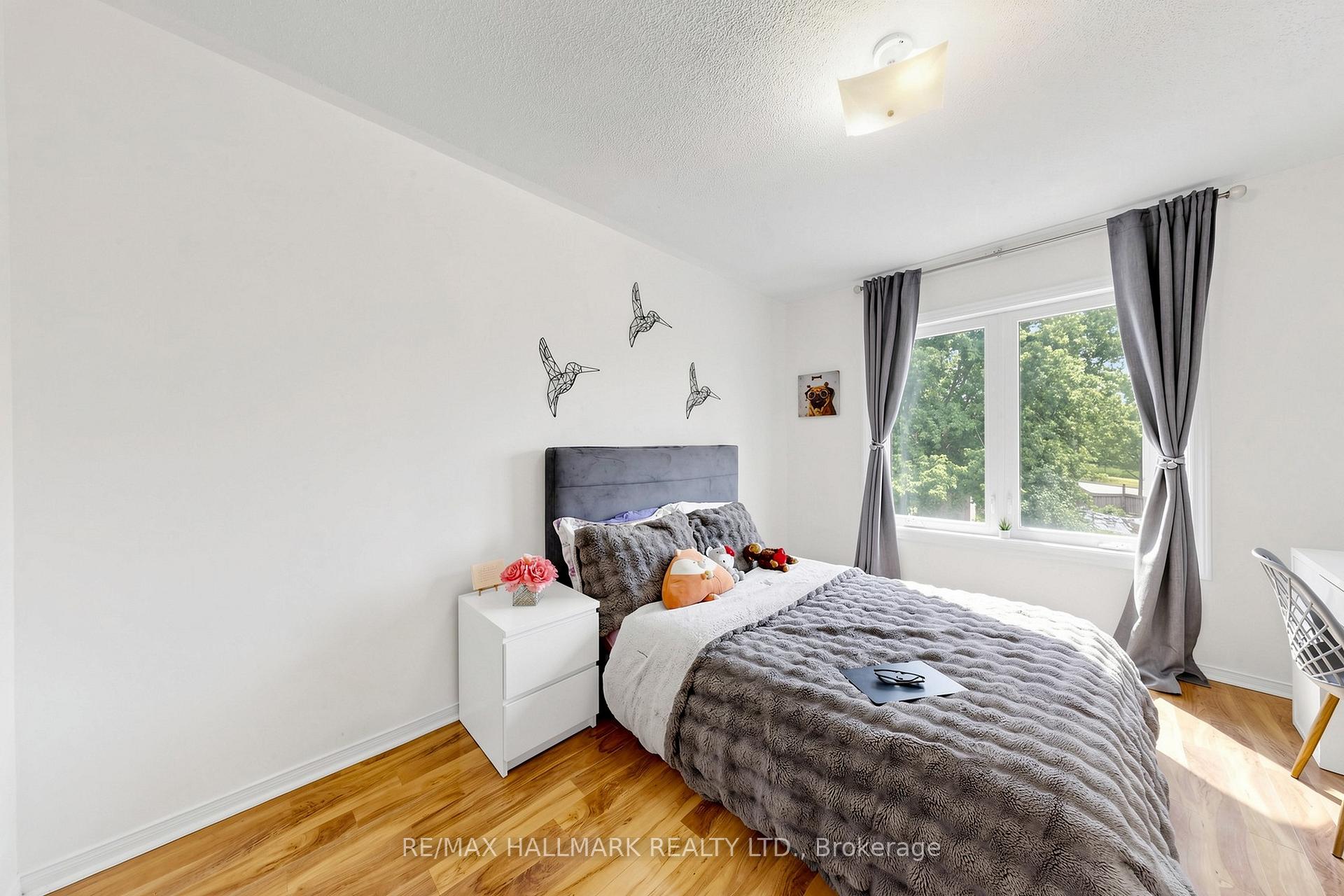 Photo 29 of 5 Evelyn Buck Lane, Aurora, Bayview Wellington — HOMEH
