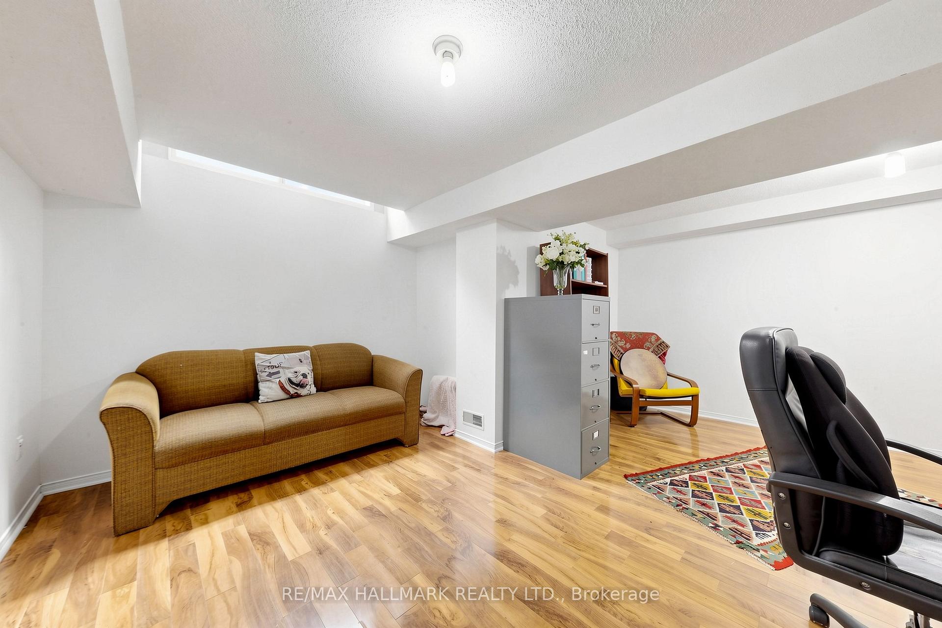 Photo 37 of 5 Evelyn Buck Lane, Aurora, Bayview Wellington — HOMEH