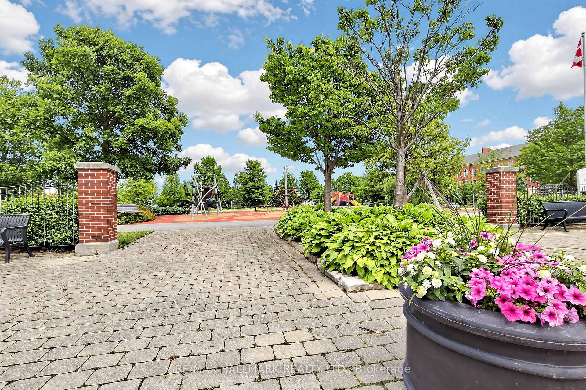 Photo 47 of 5 Evelyn Buck Lane, Aurora, Bayview Wellington — HOMEH