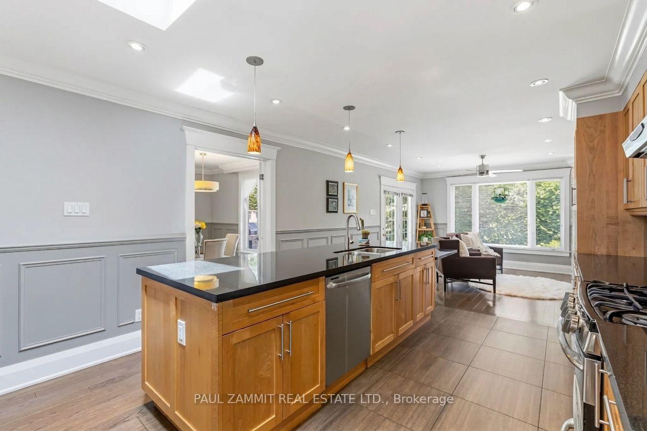 Photo 11 of 29 Heathview Avenue, North York, Bayview Village — HOMEH