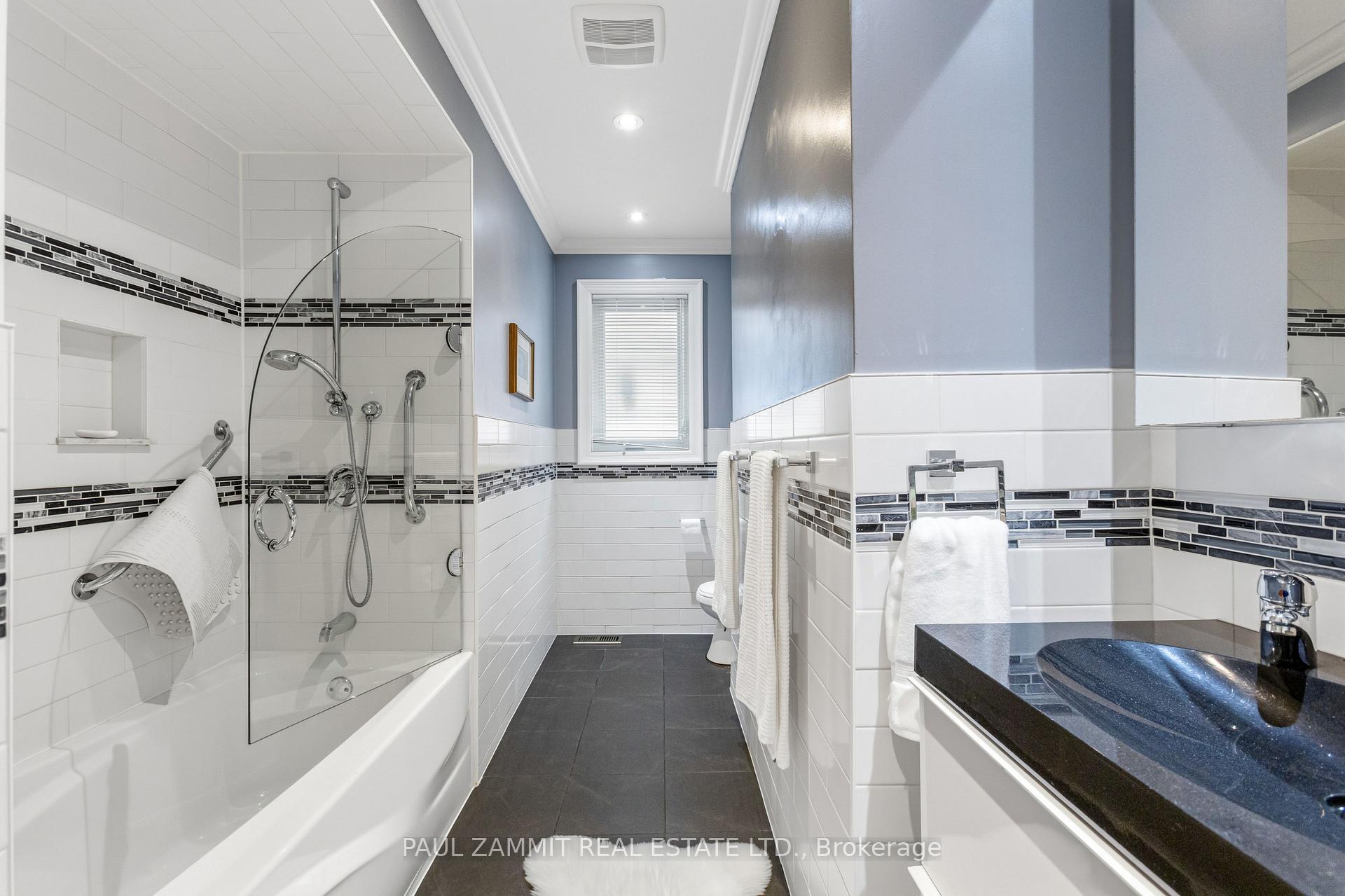 Photo 19 of 29 Heathview Avenue, North York, Bayview Village — HOMEH