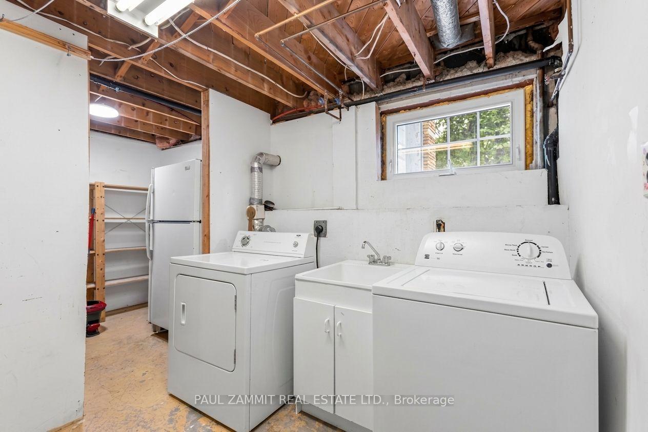 Photo 25 of 29 Heathview Avenue, North York, Bayview Village — HOMEH