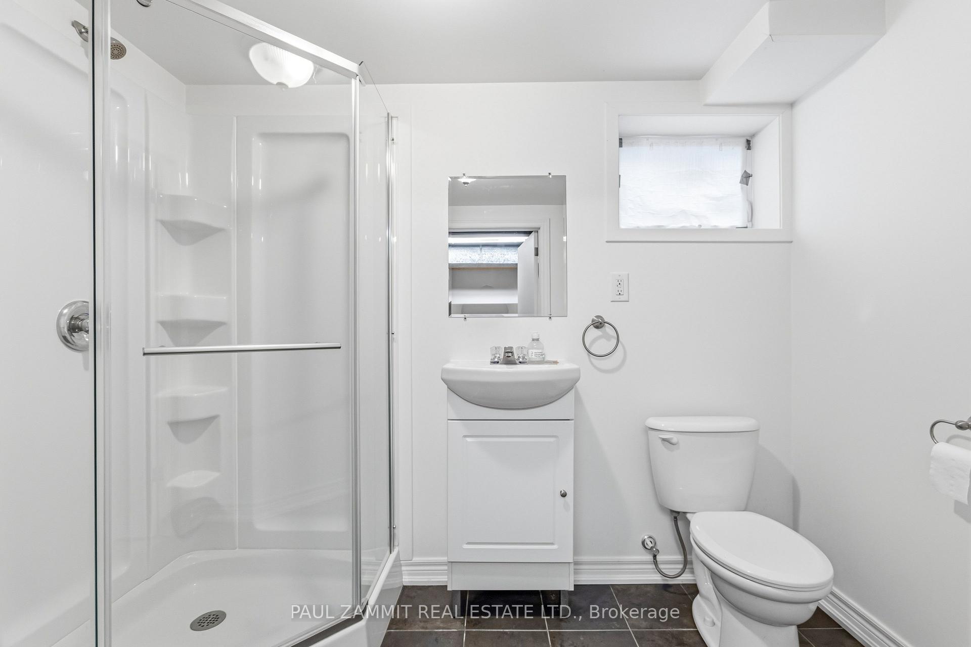 Photo 26 of 29 Heathview Avenue, North York, Bayview Village — HOMEH