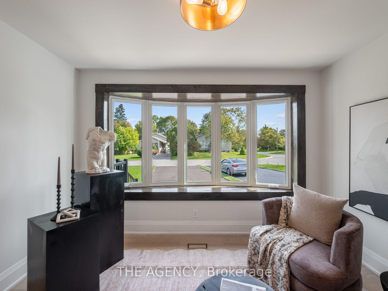 Photo 7 of 26 Webster Drive, Aurora, Aurora Highlands — HOMEH