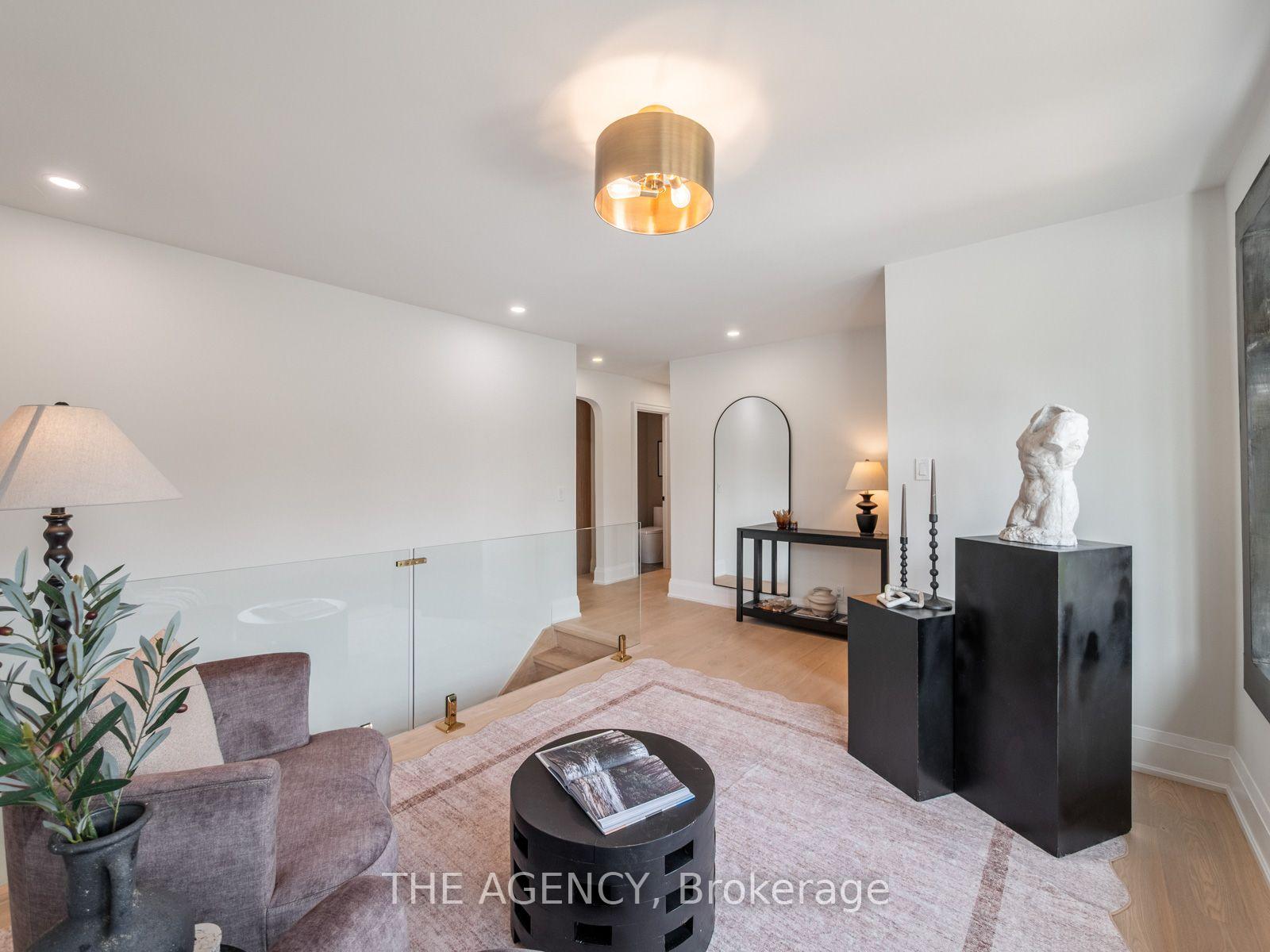 Photo 10 of 26 Webster Drive, Aurora, Aurora Highlands — HOMEH