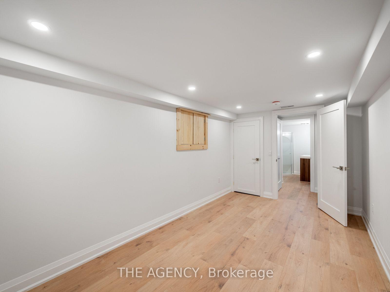 Photo 38 of 26 Webster Drive, Aurora, Aurora Highlands — HOMEH