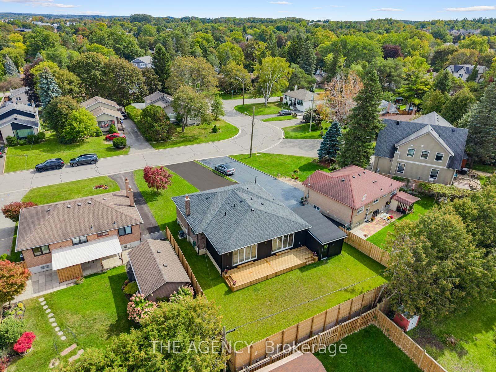Photo 47 of 26 Webster Drive, Aurora, Aurora Highlands — HOMEH