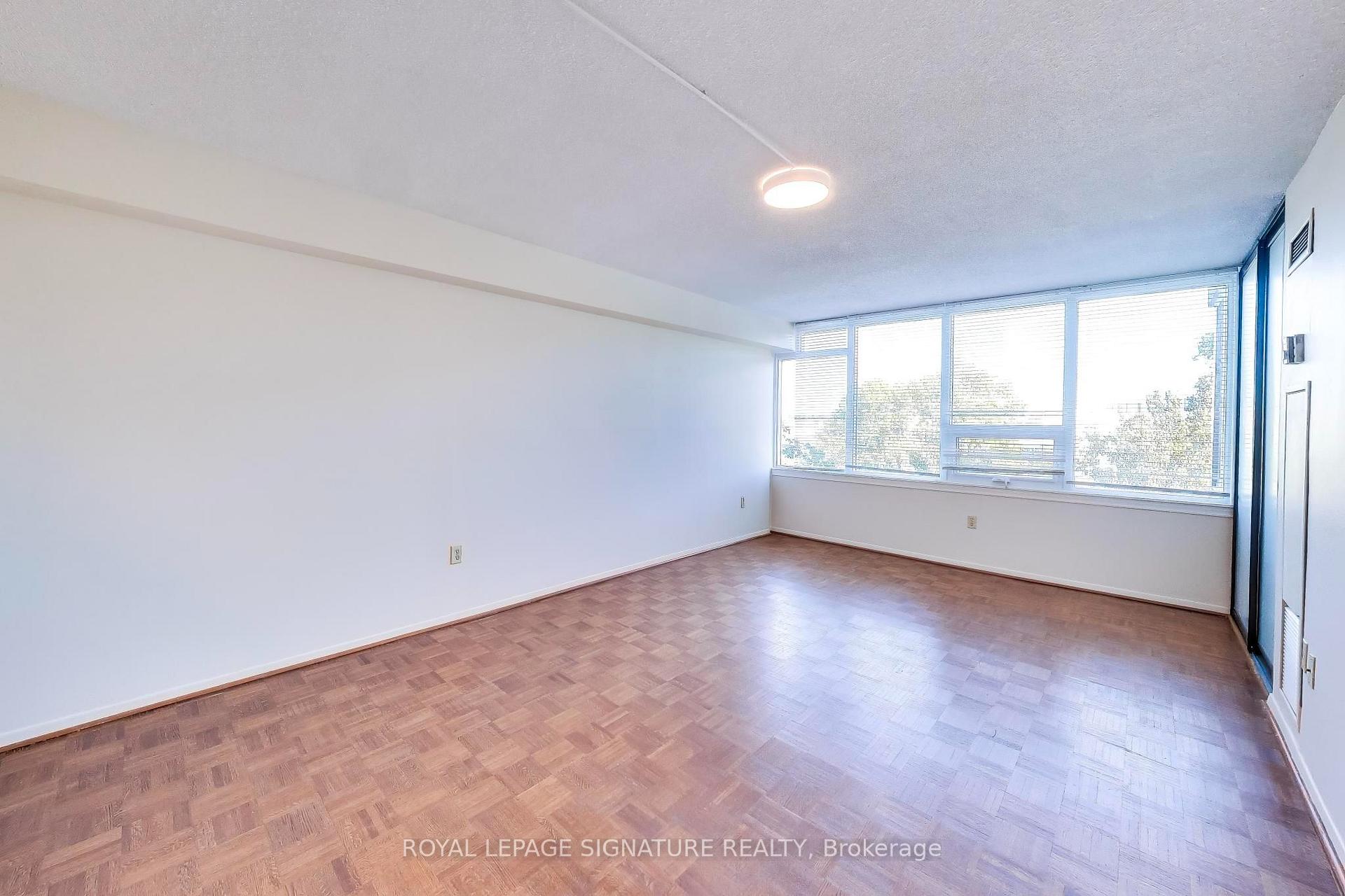 Photo 9 of Unit 208, 55 Skymark Drive, North York, Hillcrest Village — HOMEH