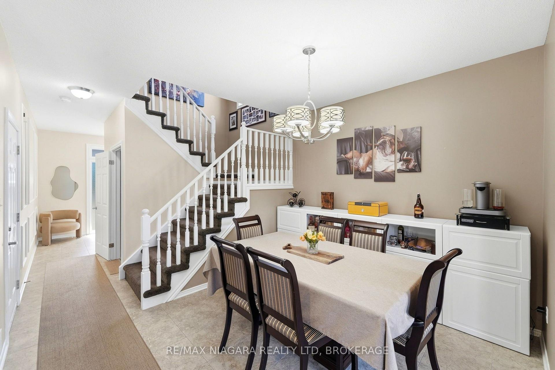 Photo 15 of 7441 Trinity Court, Niagara Falls, Mt. Carmel — HOMEH