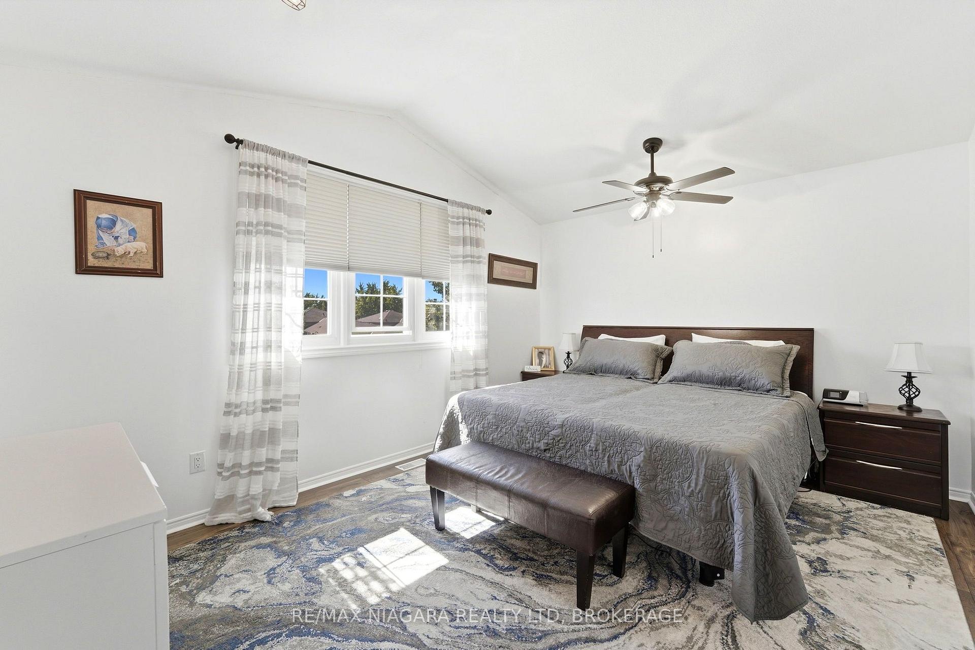 Photo 18 of 7441 Trinity Court, Niagara Falls, Mt. Carmel — HOMEH