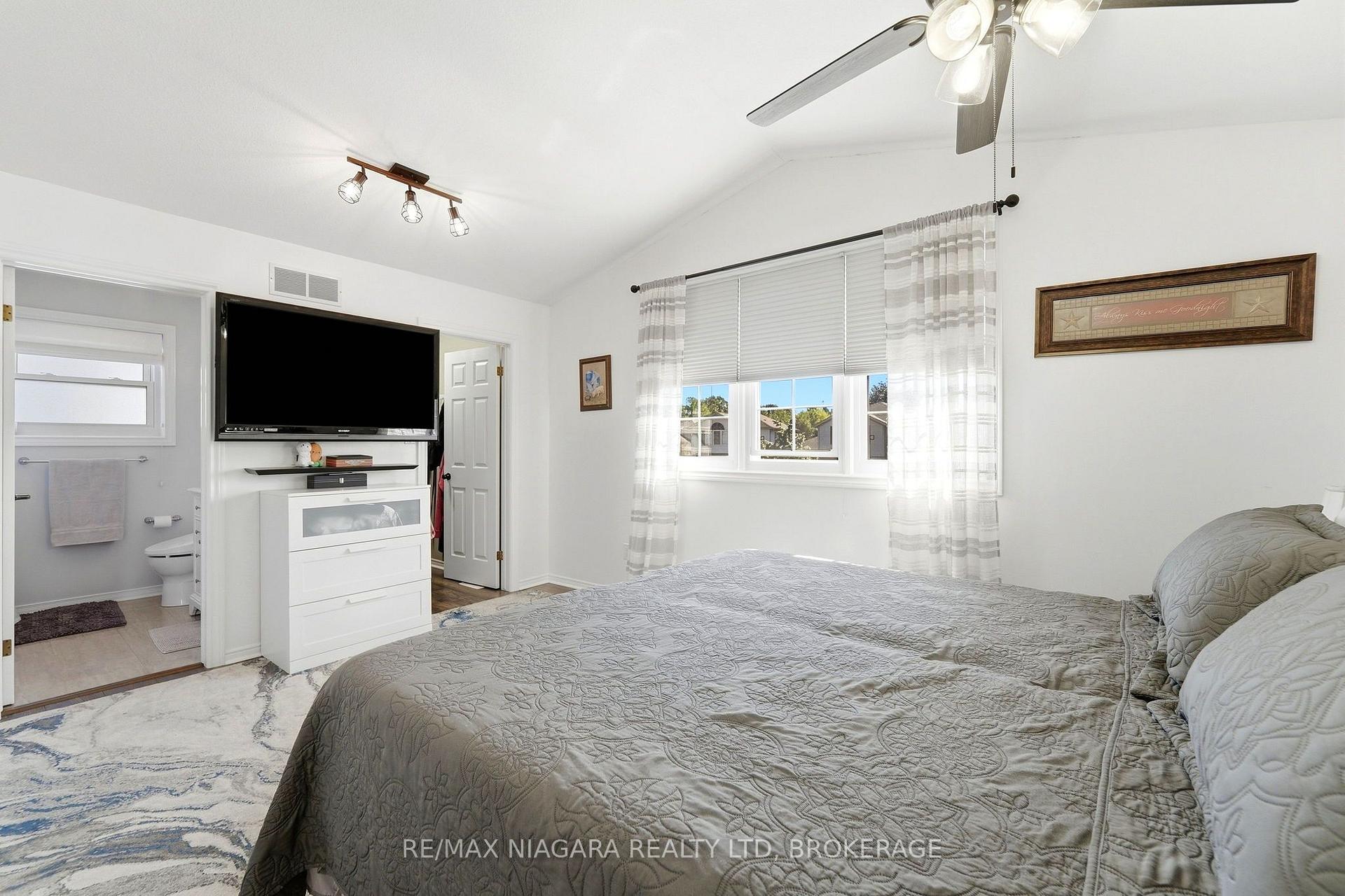Photo 19 of 7441 Trinity Court, Niagara Falls, Mt. Carmel — HOMEH