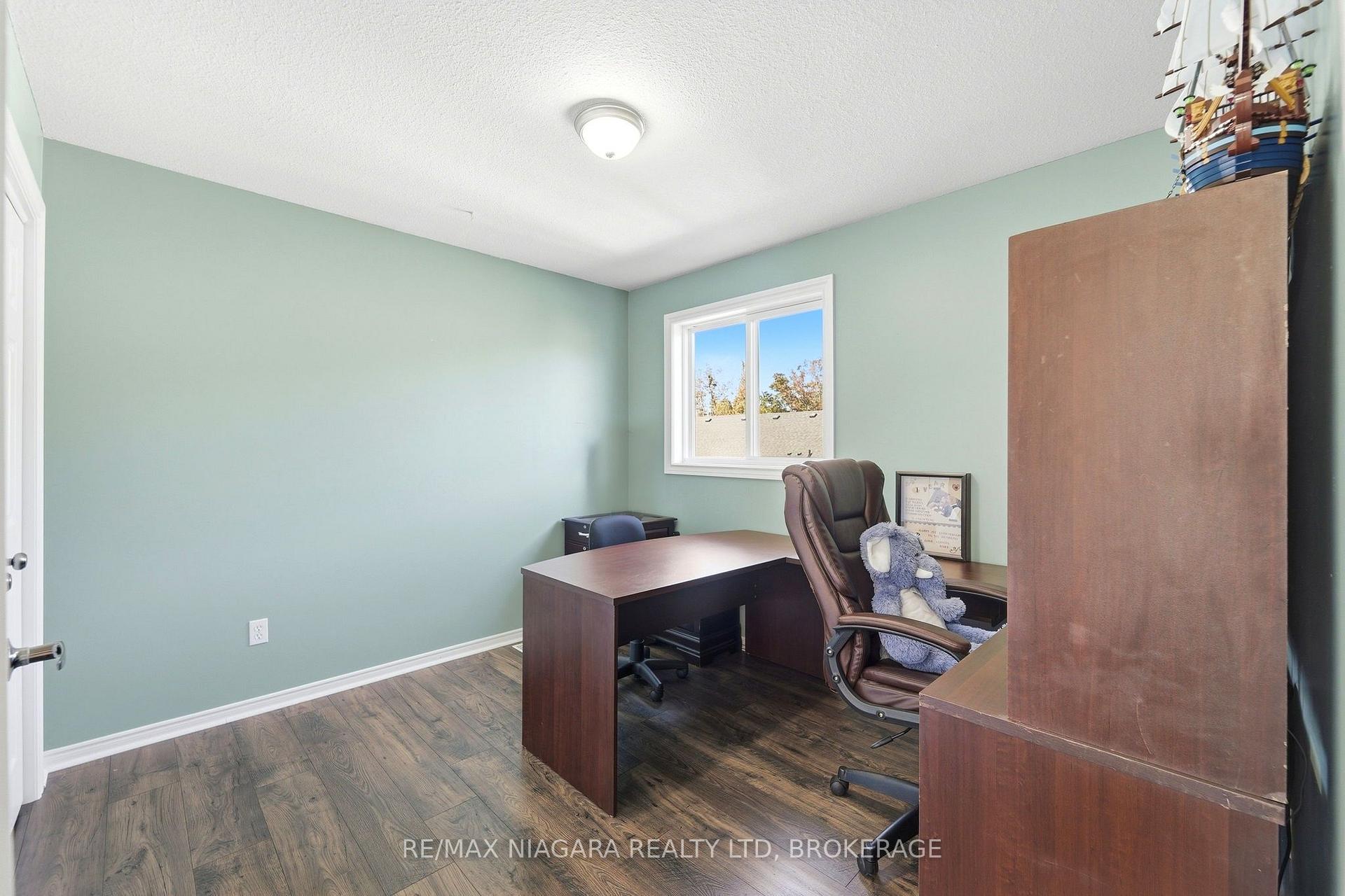 Photo 23 of 7441 Trinity Court, Niagara Falls, Mt. Carmel — HOMEH
