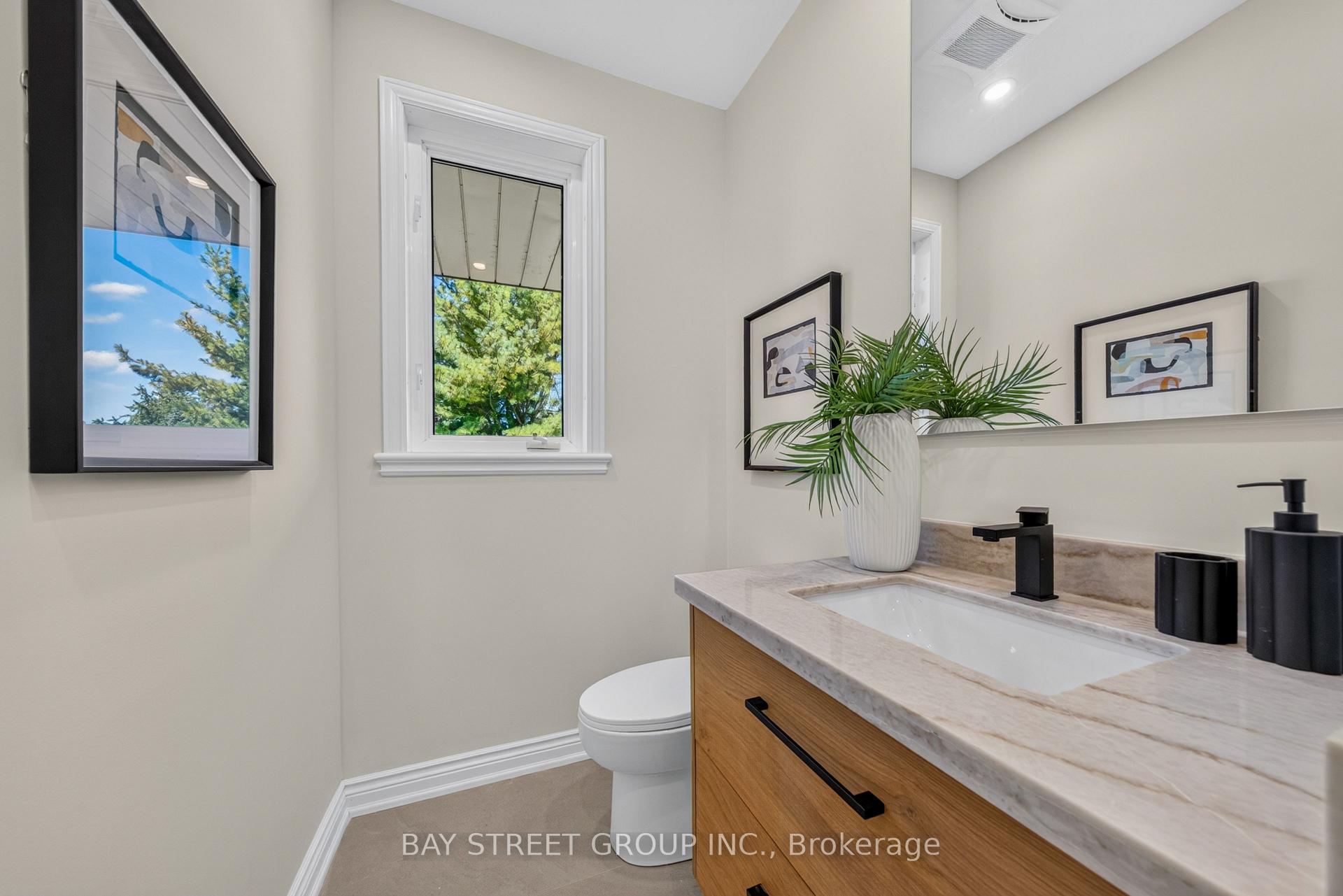 Photo 18 of 27 George Pipher Lane, Whitchurch-Stouffville, Ballantrae — HOMEH