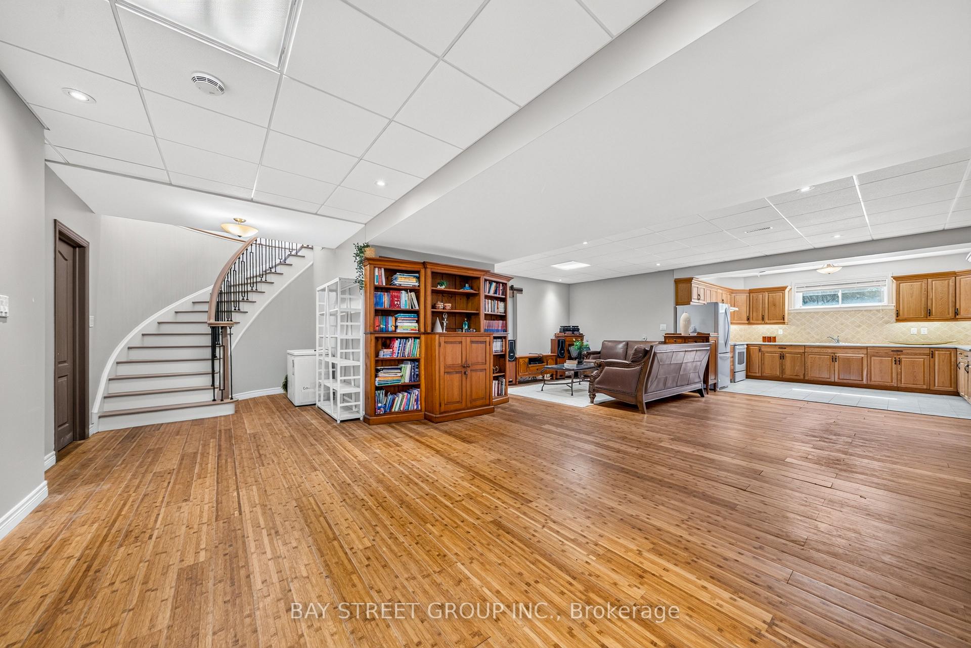 Photo 32 of 27 George Pipher Lane, Whitchurch-Stouffville, Ballantrae — HOMEH