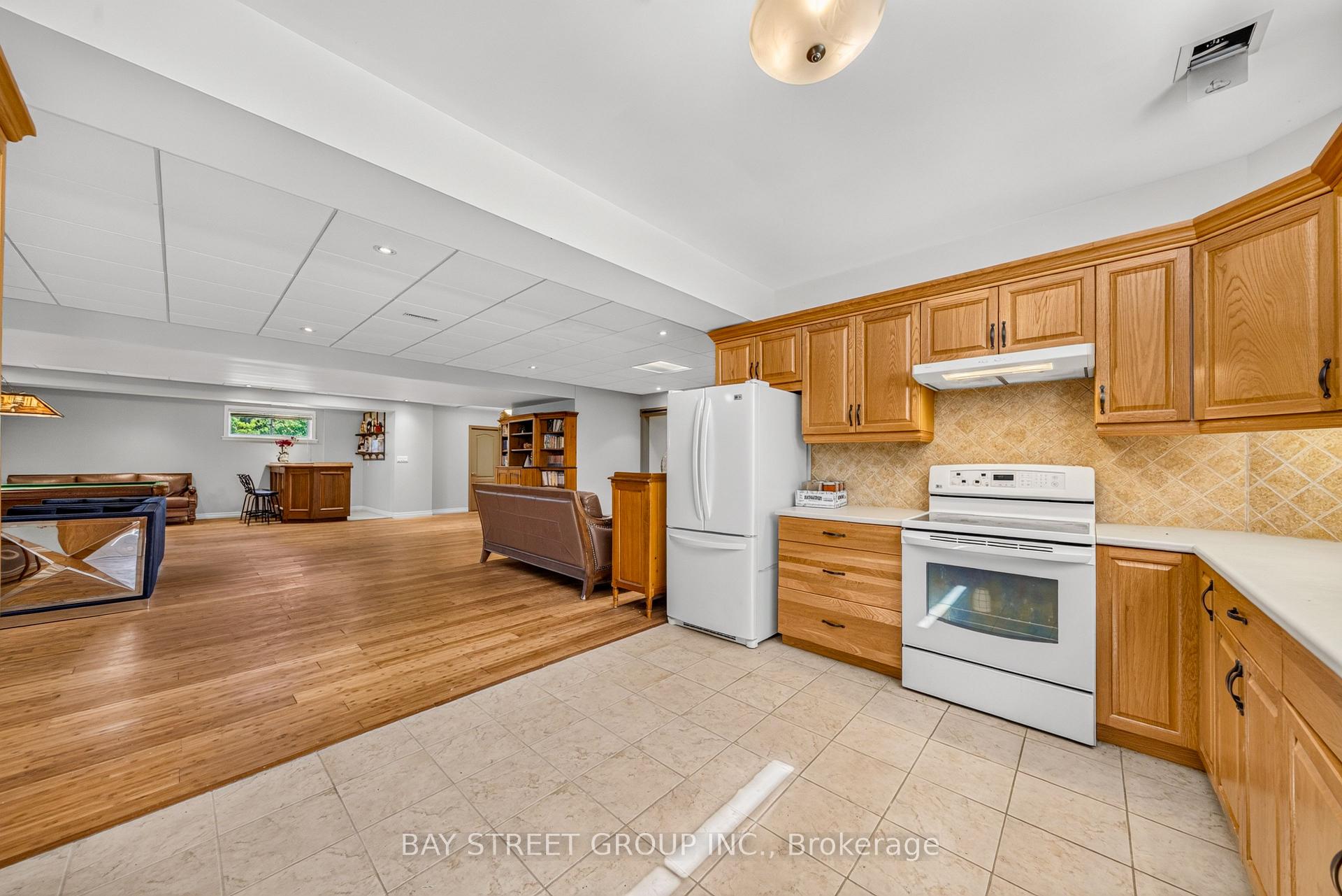 Photo 37 of 27 George Pipher Lane, Whitchurch-Stouffville, Ballantrae — HOMEH