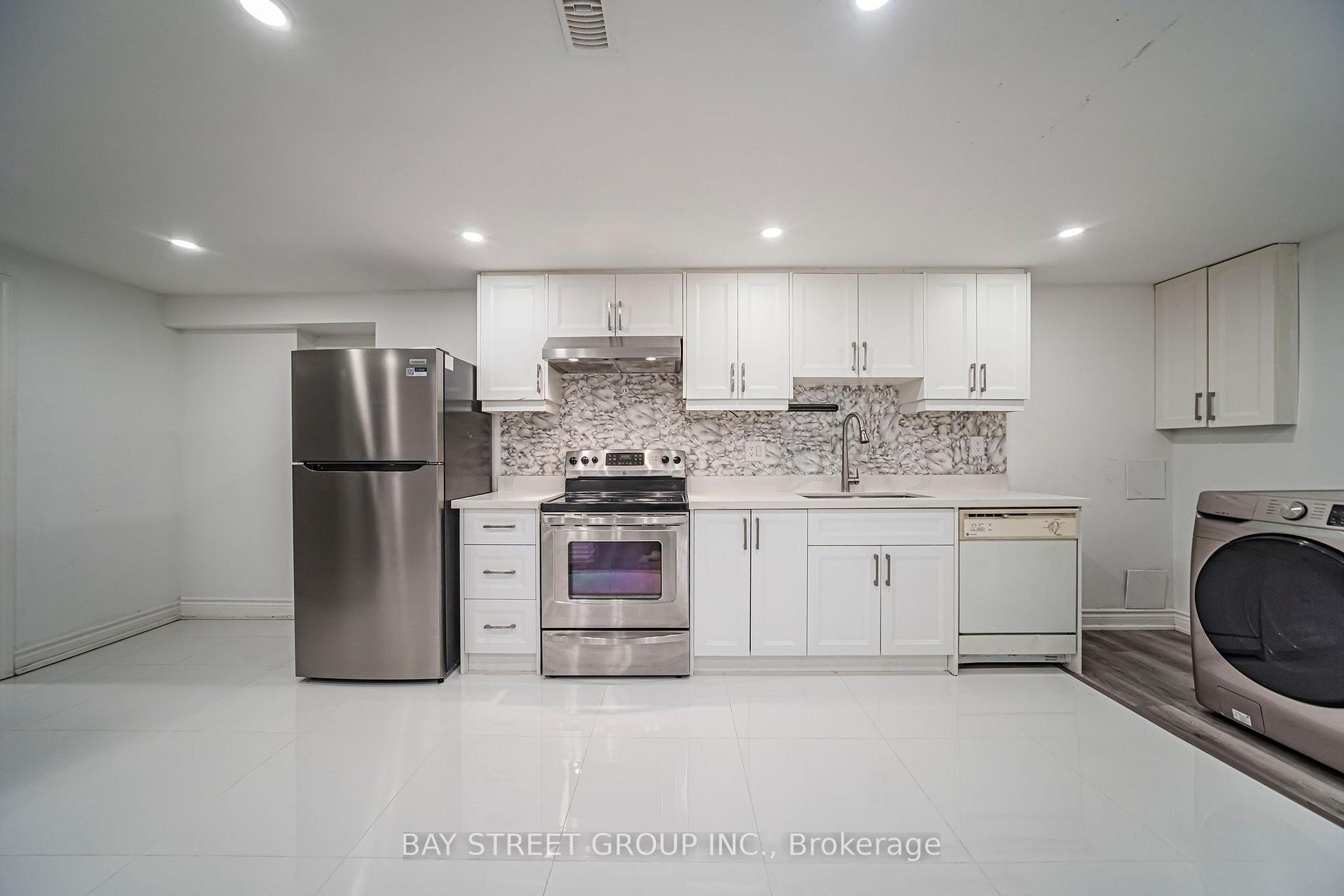 Photo 10 of Unit Basement, 82 Exbury Road, North York, Downsview-Roding-CFB — HOMEH