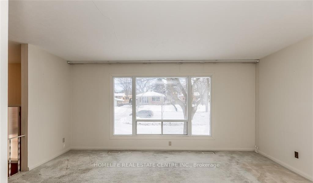 Photo 11 of Unit (upstairs), 28 Pratt Road, Barrie, Wellington — HOMEH