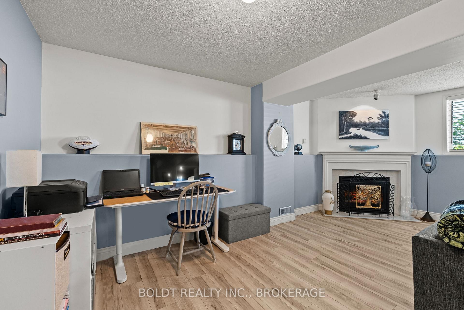 Photo 22 of 4333 Southerland Court, Niagara Falls, Lyons Creek — HOMEH