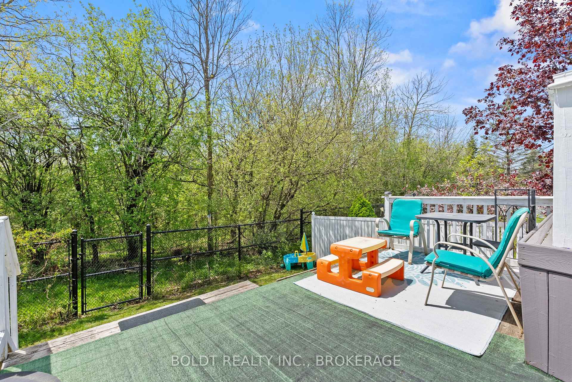 Photo 29 of 4333 Southerland Court, Niagara Falls, Lyons Creek — HOMEH