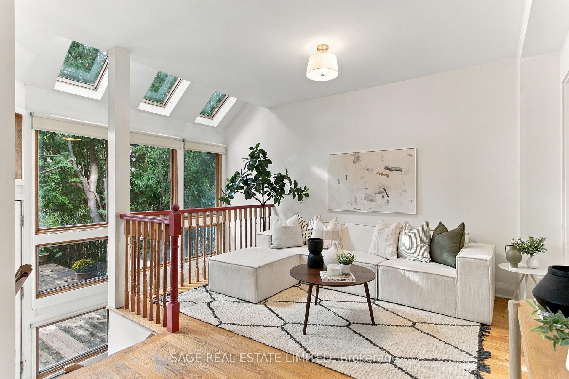 Photo 9 of 92 Highcroft Road, Toronto, Woodbine Corridor — HOMEH