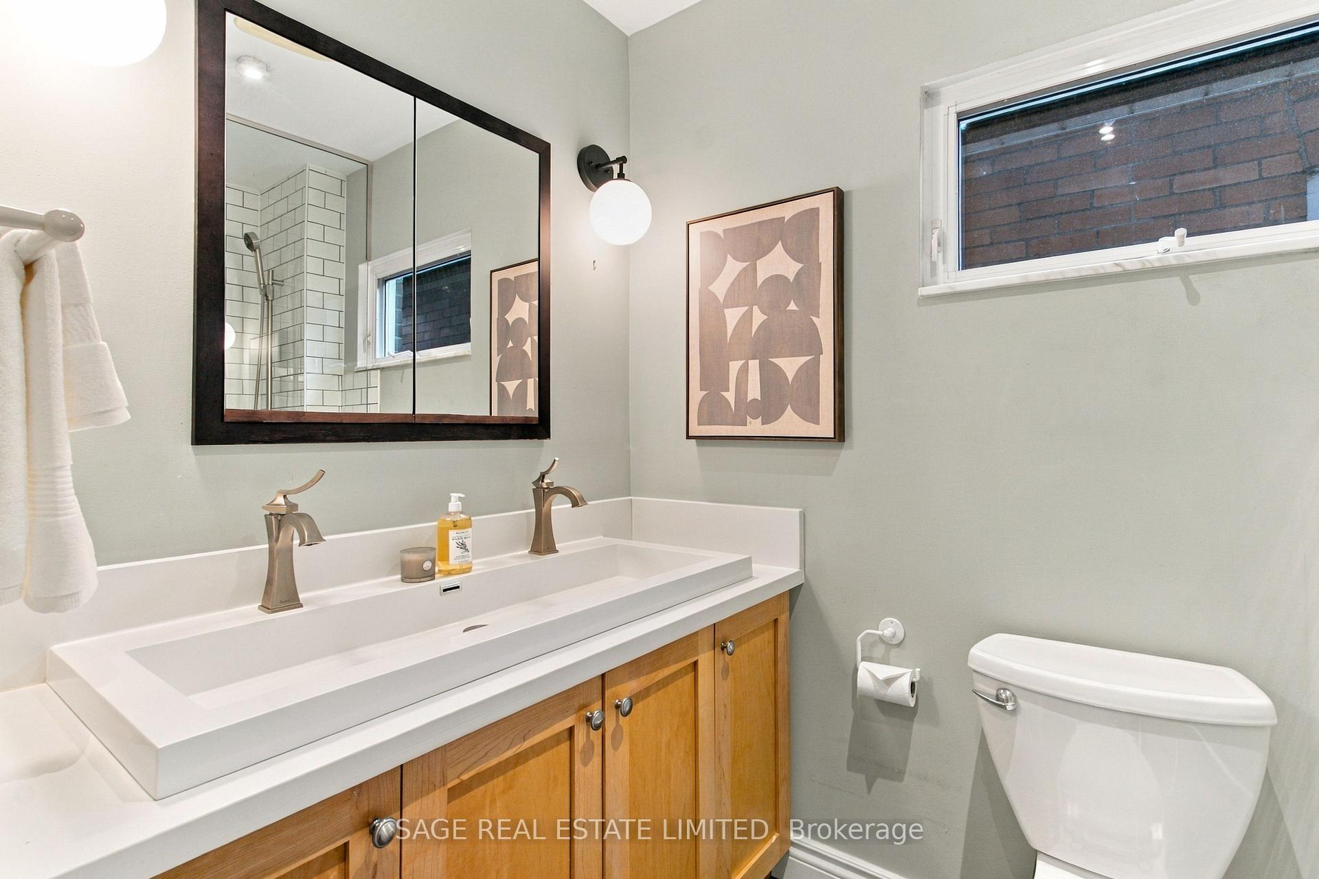 Photo 37 of 92 Highcroft Road, Toronto, Woodbine Corridor — HOMEH