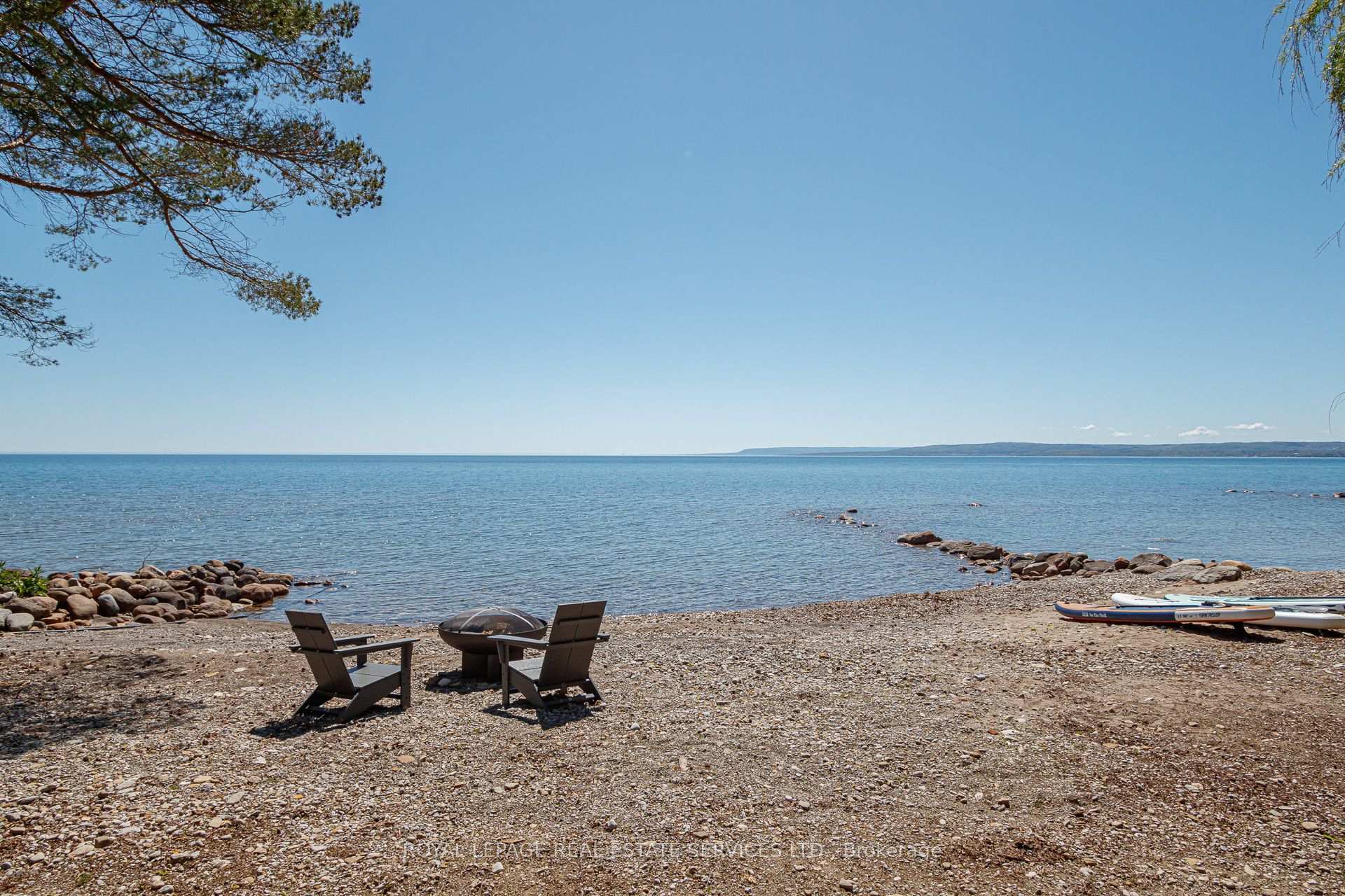 Photo 4 of 295 Cedar Avenue, Meaford — HOMEH
