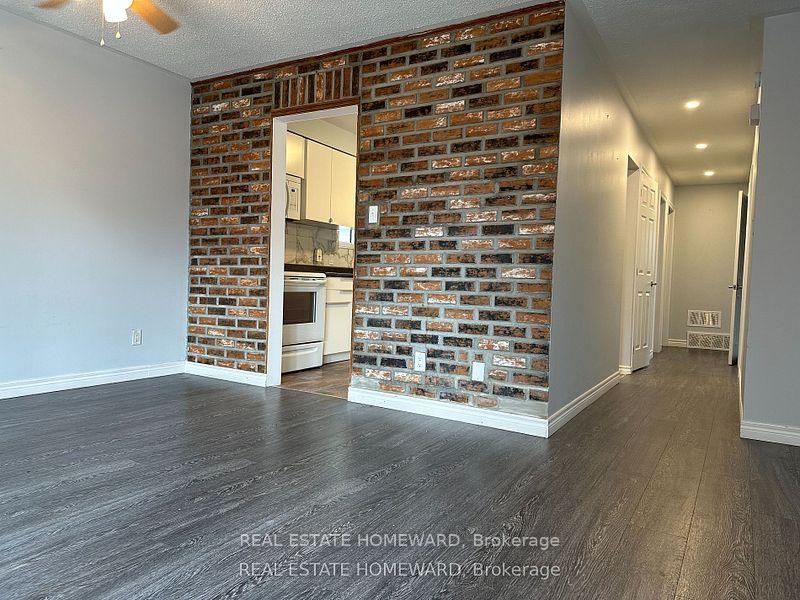 Photo 5 of Unit Upper, 511 Harris Court, Whitby, Downtown Whitby — HOMEH