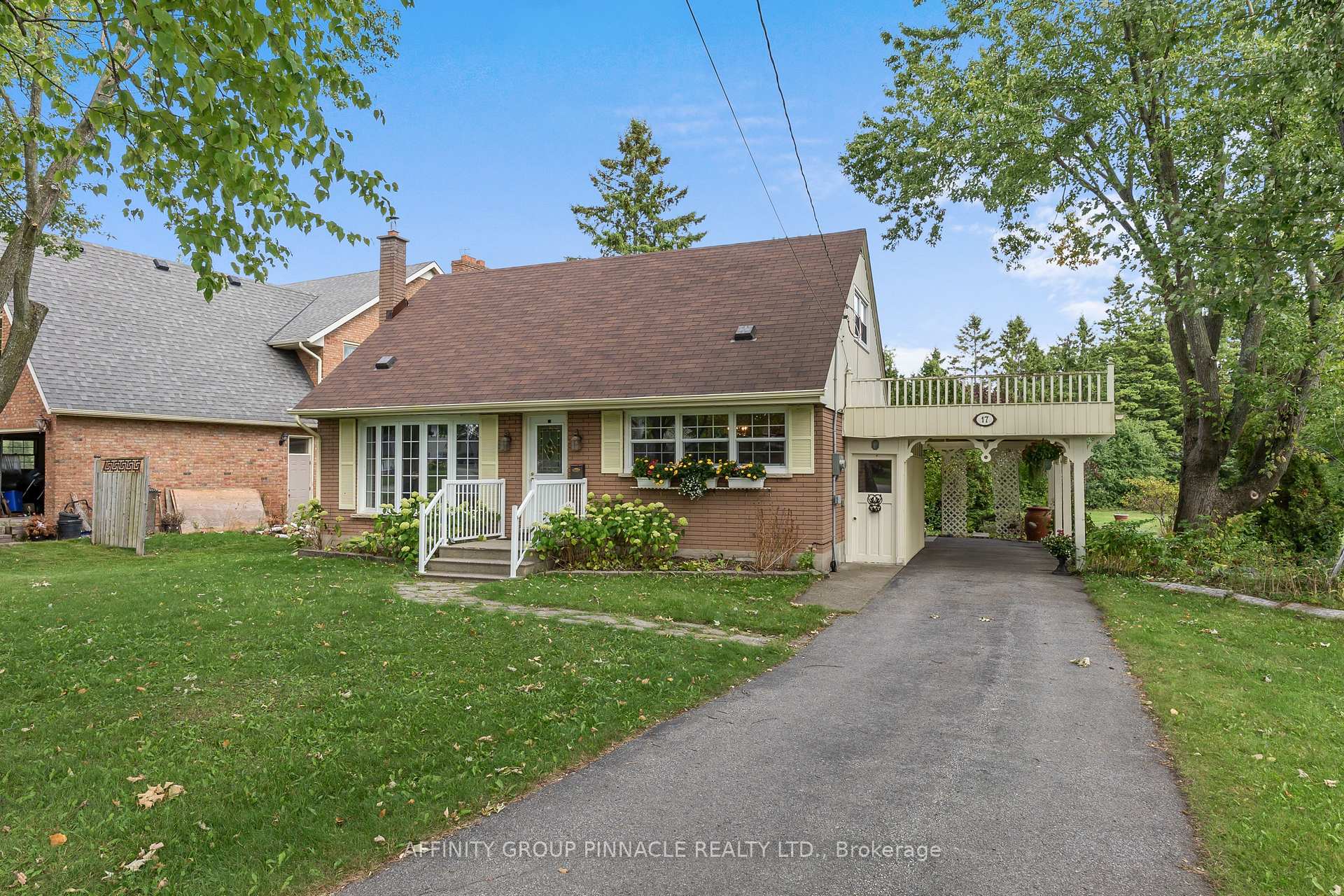 Front of 17 Richard Avenue
