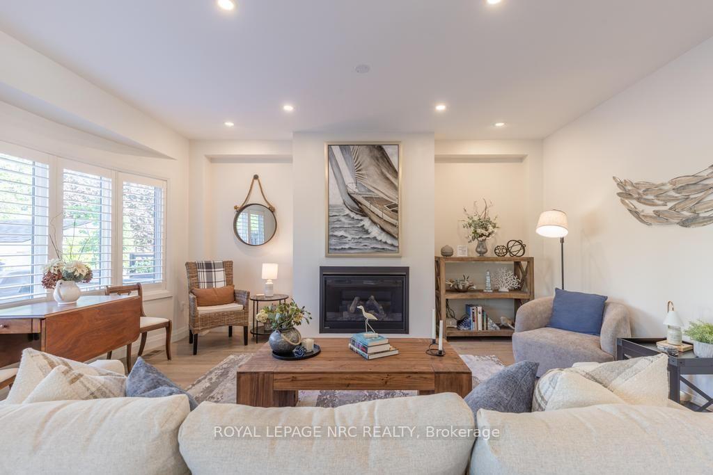 Photo 10 of 4050 Bush Crescent, Lincoln, Beamsville — HOMEH