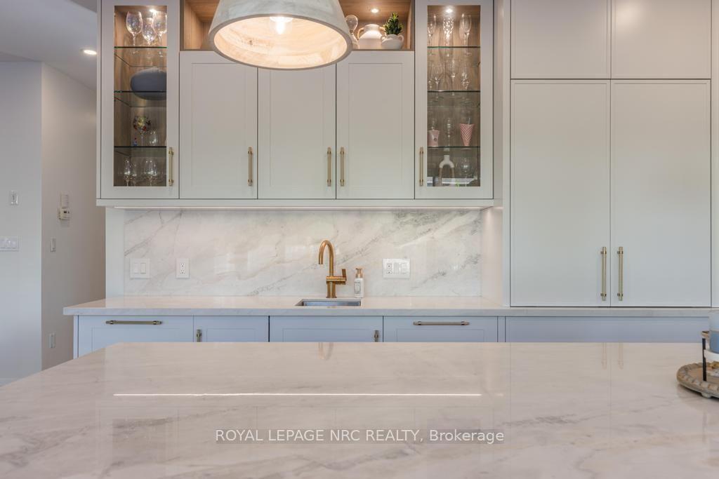Photo 13 of 4050 Bush Crescent, Lincoln, Beamsville — HOMEH