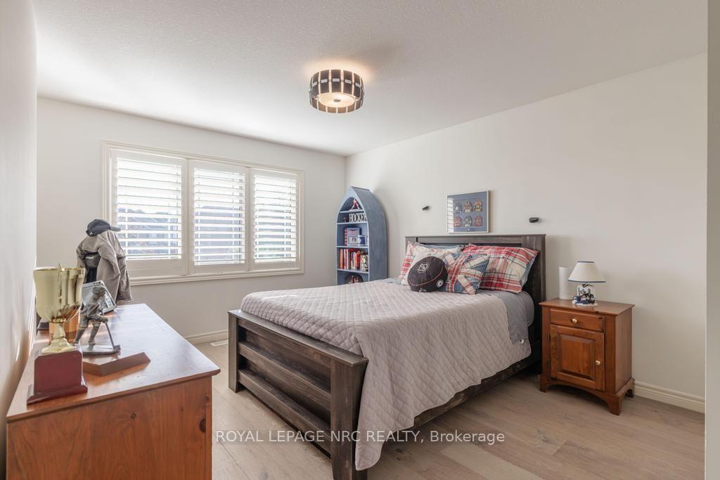 Photo 26 of 4050 Bush Crescent, Lincoln, Beamsville — HOMEH