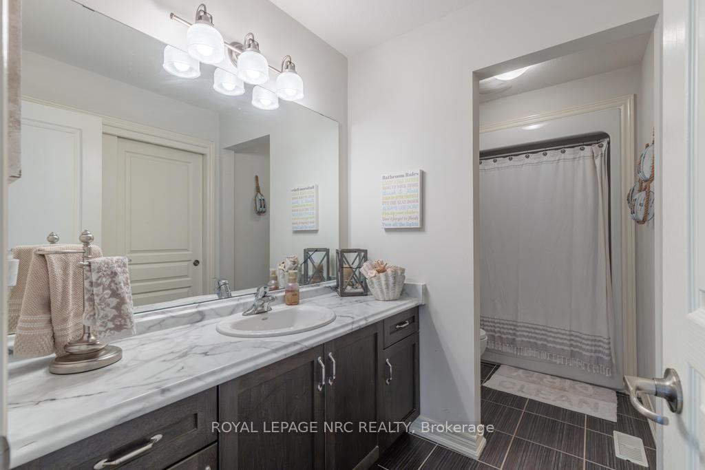 Photo 28 of 4050 Bush Crescent, Lincoln, Beamsville — HOMEH