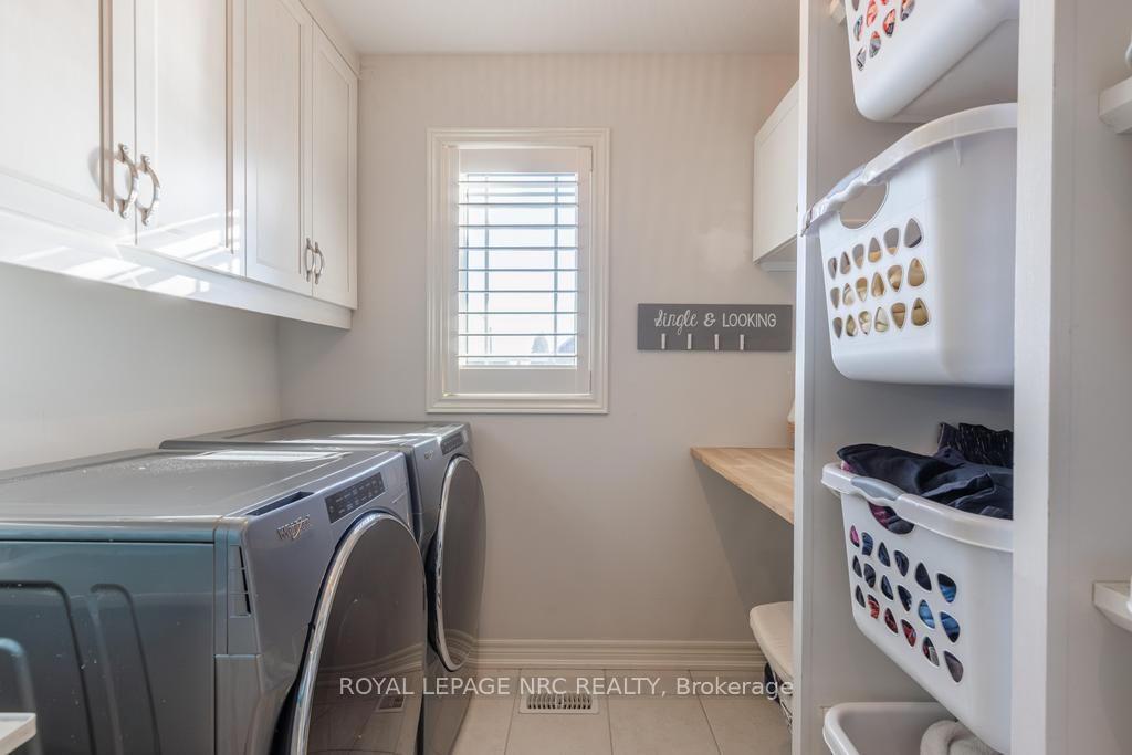 Photo 30 of 4050 Bush Crescent, Lincoln, Beamsville — HOMEH