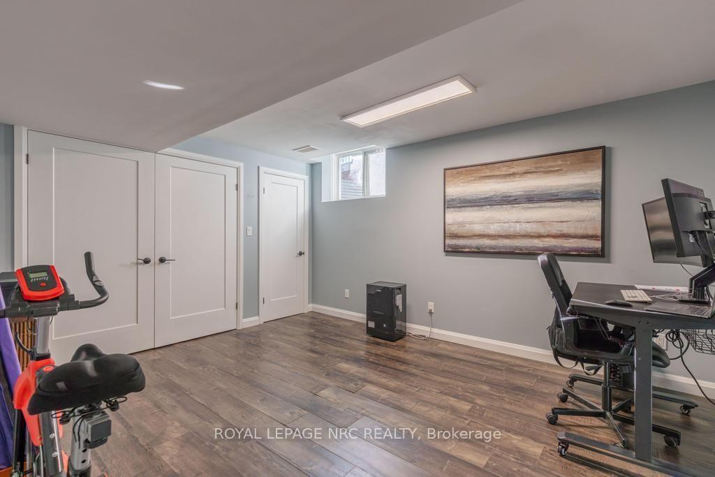 Photo 31 of 4050 Bush Crescent, Lincoln, Beamsville — HOMEH