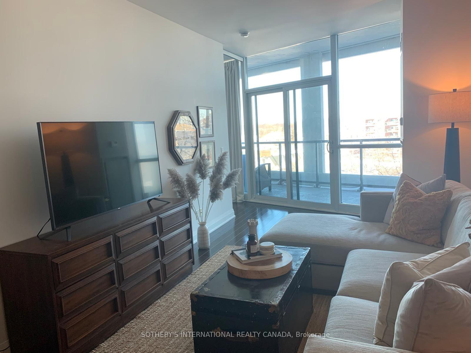 Photo 5 of Unit 624, 11 Bronte Road, Oakville, Bronte — HOMEH