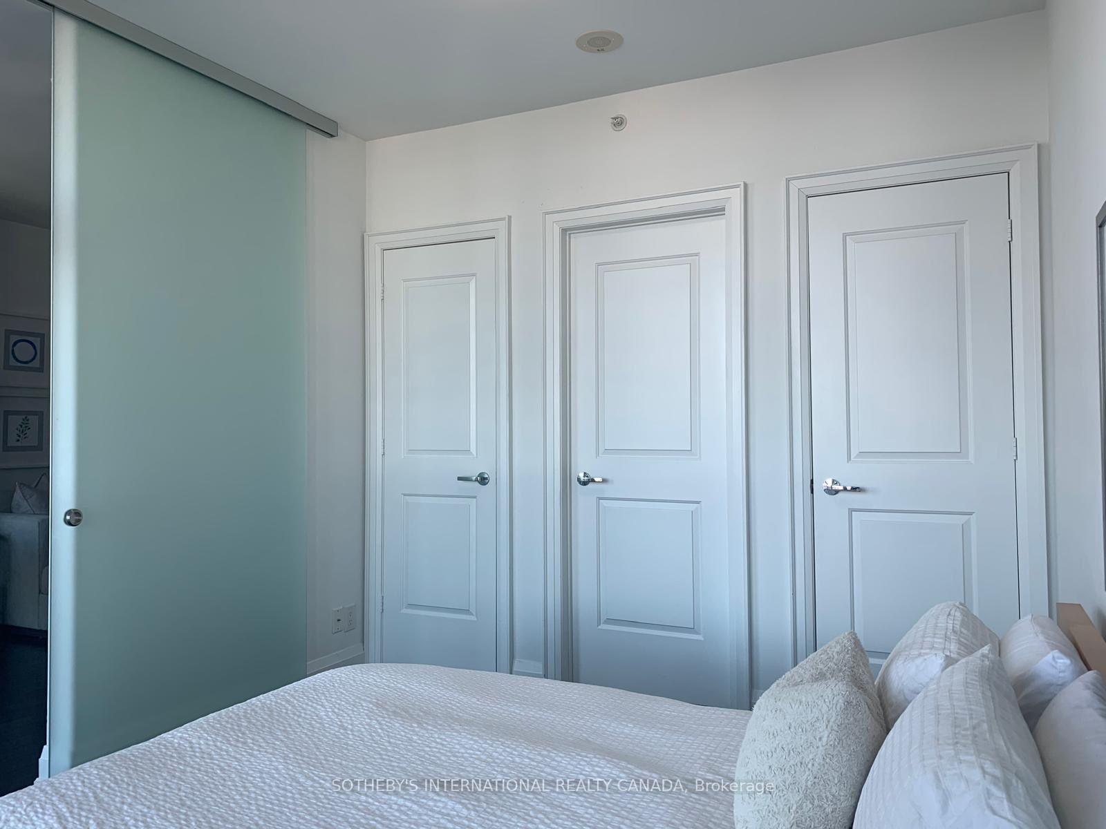 Photo 12 of Unit 624, 11 Bronte Road, Oakville, Bronte — HOMEH