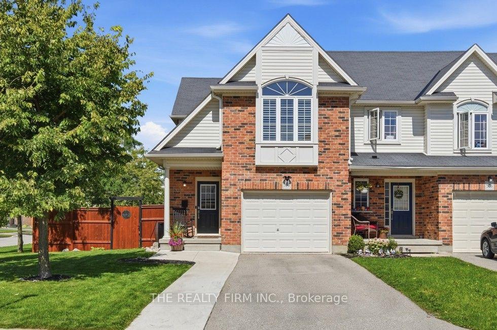 Photo of 914 Silverfox Crescent