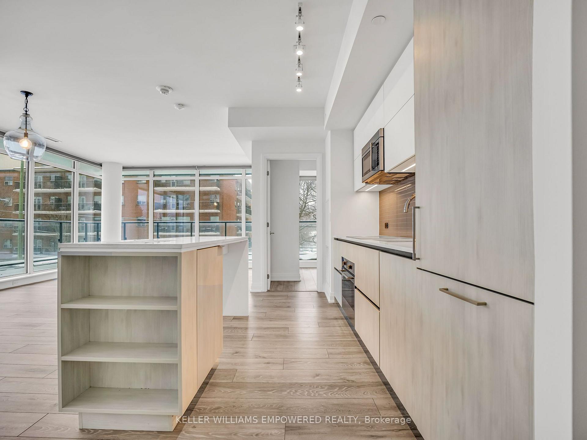 Photo 12 of Unit 209, 21 Park Street E, Mississauga, Port Credit — HOMEH