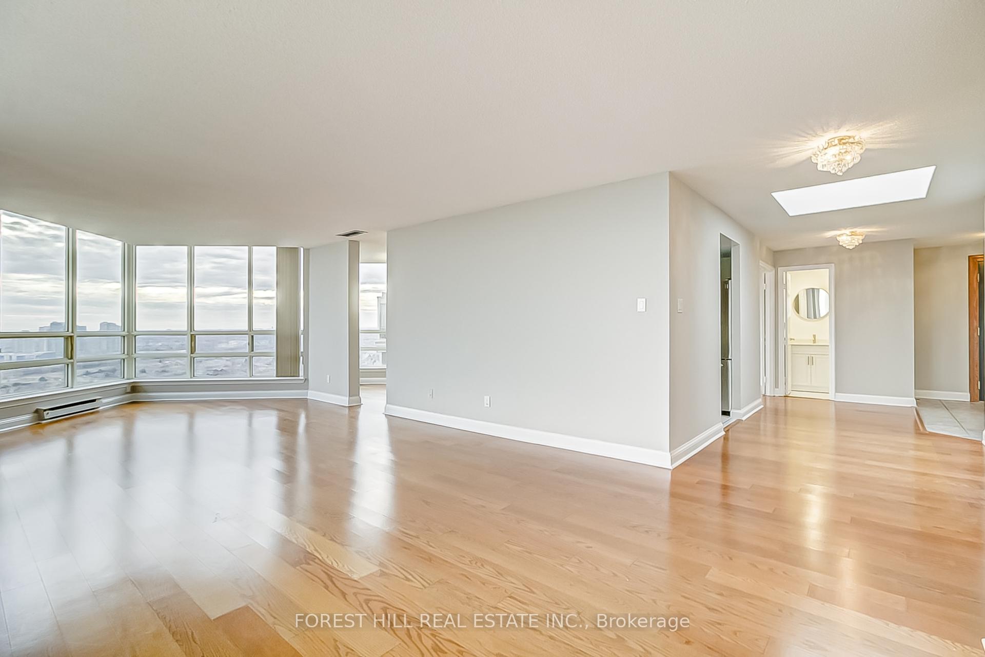 Photo 8 of Unit PH7, 55 Kingsbridge Garden Circle, Mississauga, Hurontario — HOMEH