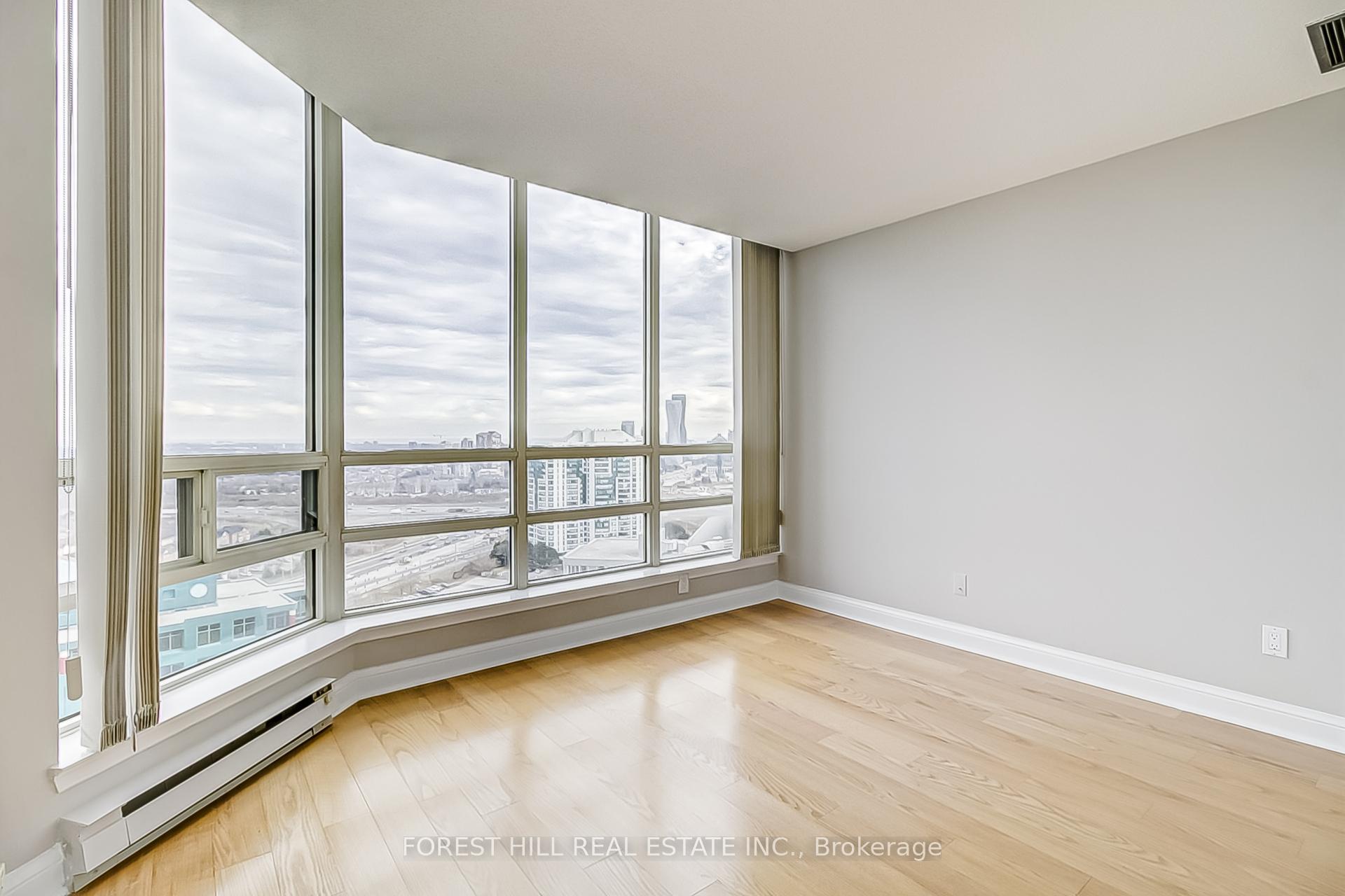 Photo 16 of Unit PH7, 55 Kingsbridge Garden Circle, Mississauga, Hurontario — HOMEH