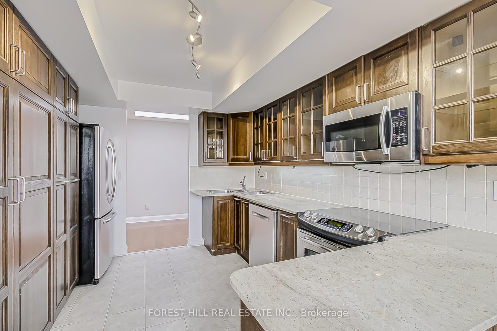 Photo 19 of Unit PH7, 55 Kingsbridge Garden Circle, Mississauga, Hurontario — HOMEH