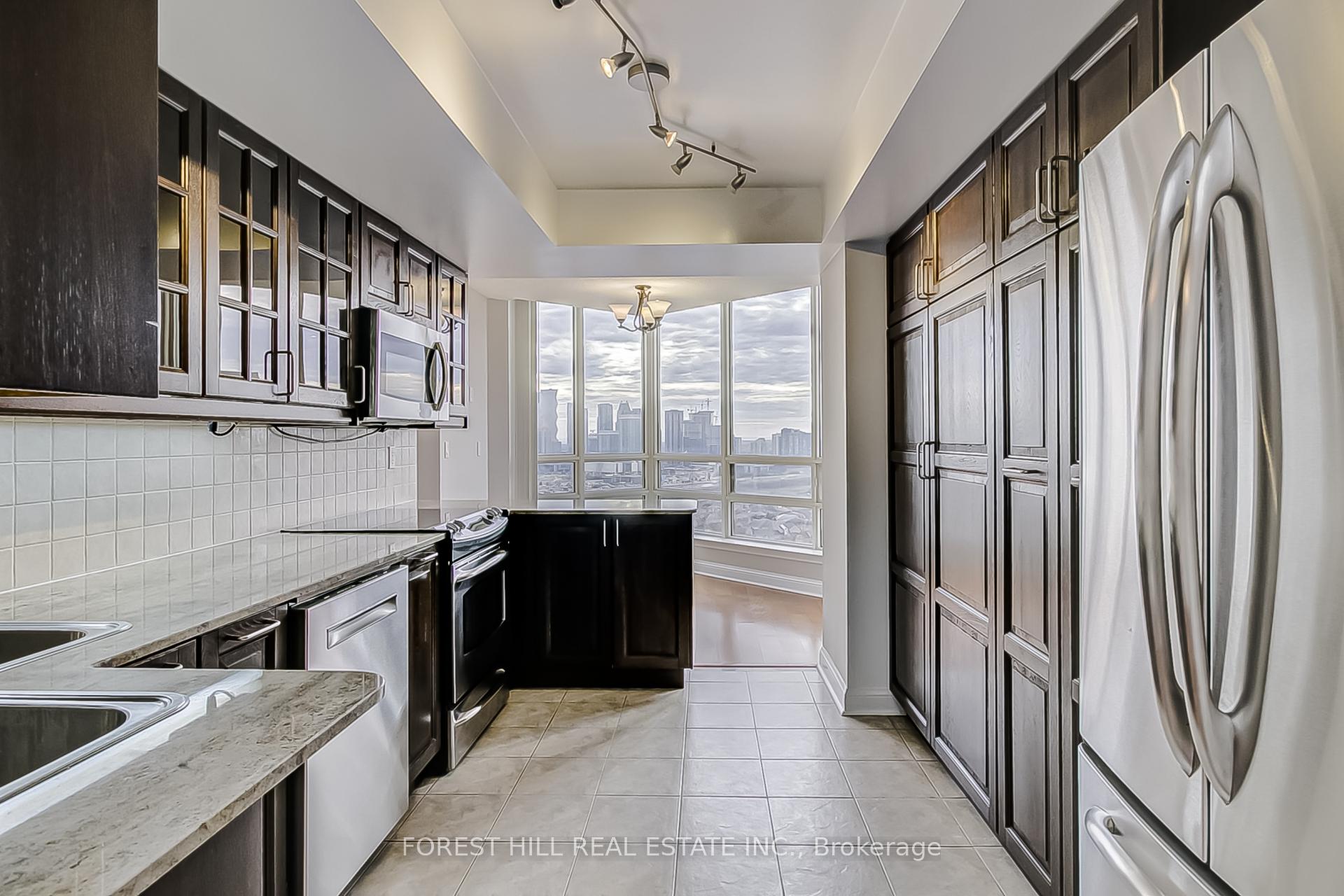 Photo 20 of Unit PH7, 55 Kingsbridge Garden Circle, Mississauga, Hurontario — HOMEH
