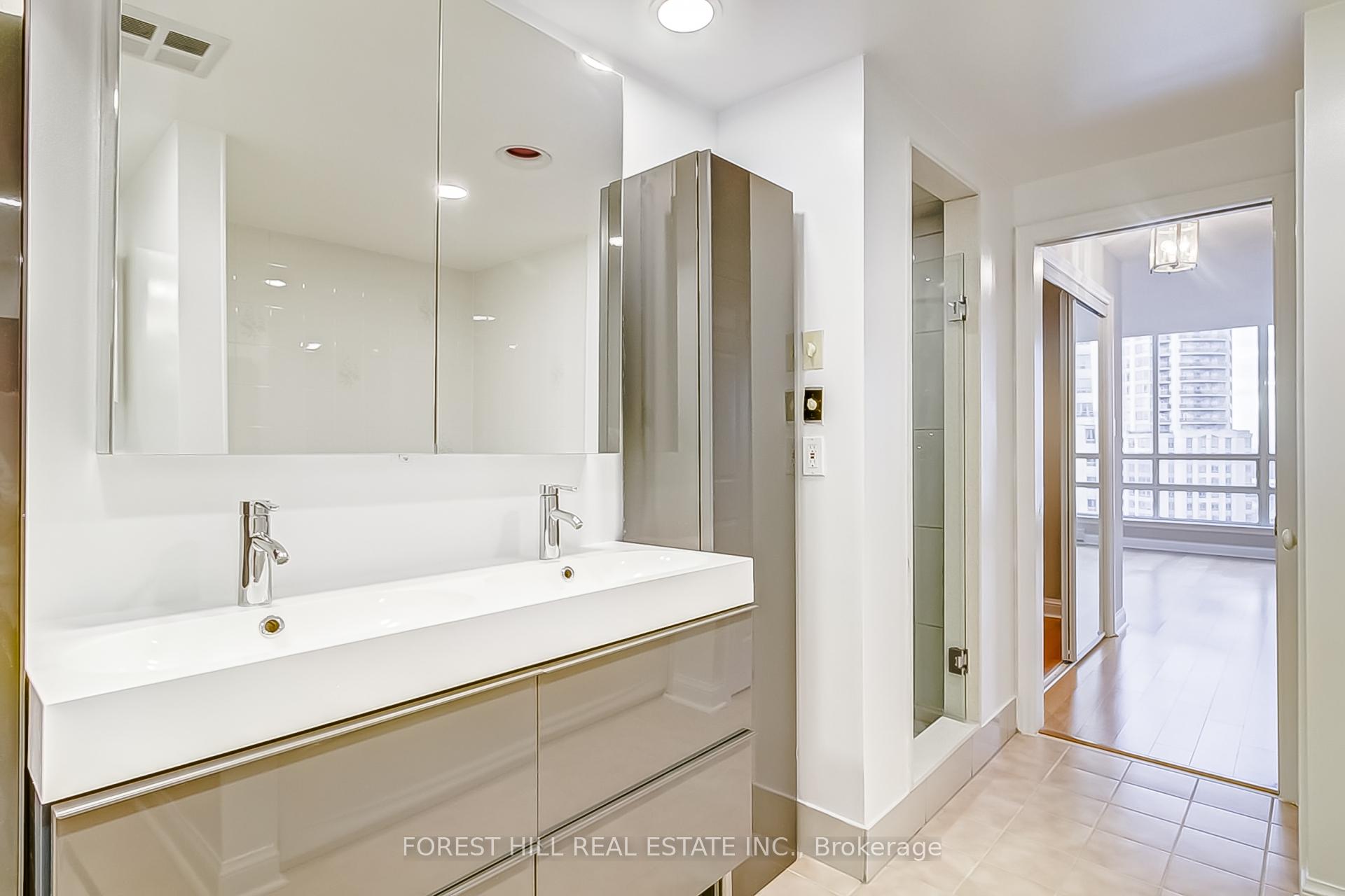 Photo 26 of Unit PH7, 55 Kingsbridge Garden Circle, Mississauga, Hurontario — HOMEH