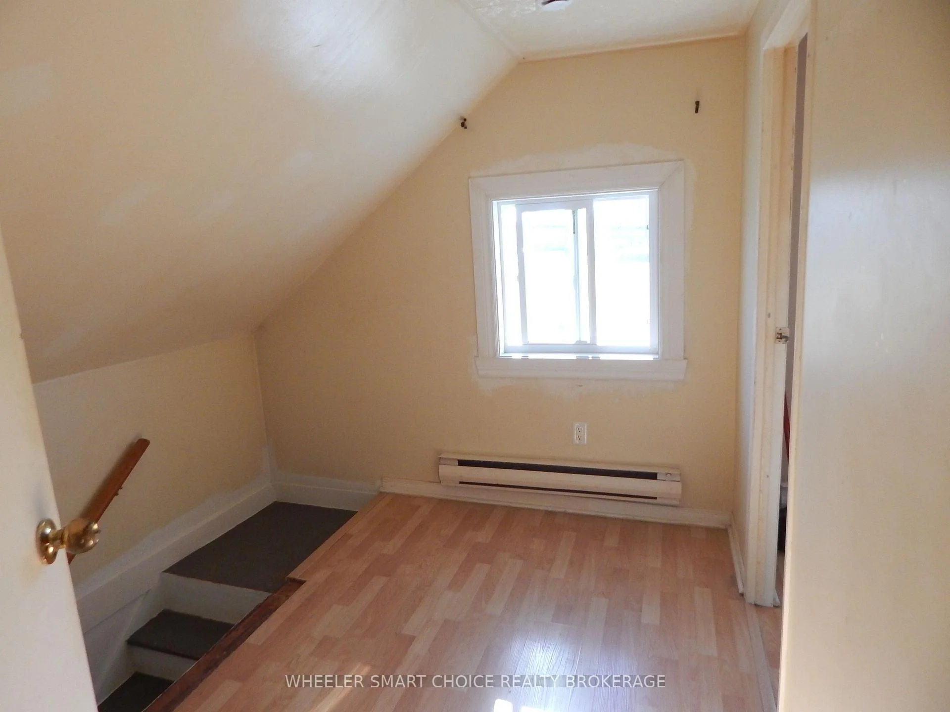 Photo 19 of 20371 County Rd 2, South Glengarry, Lancaster — HOMEH