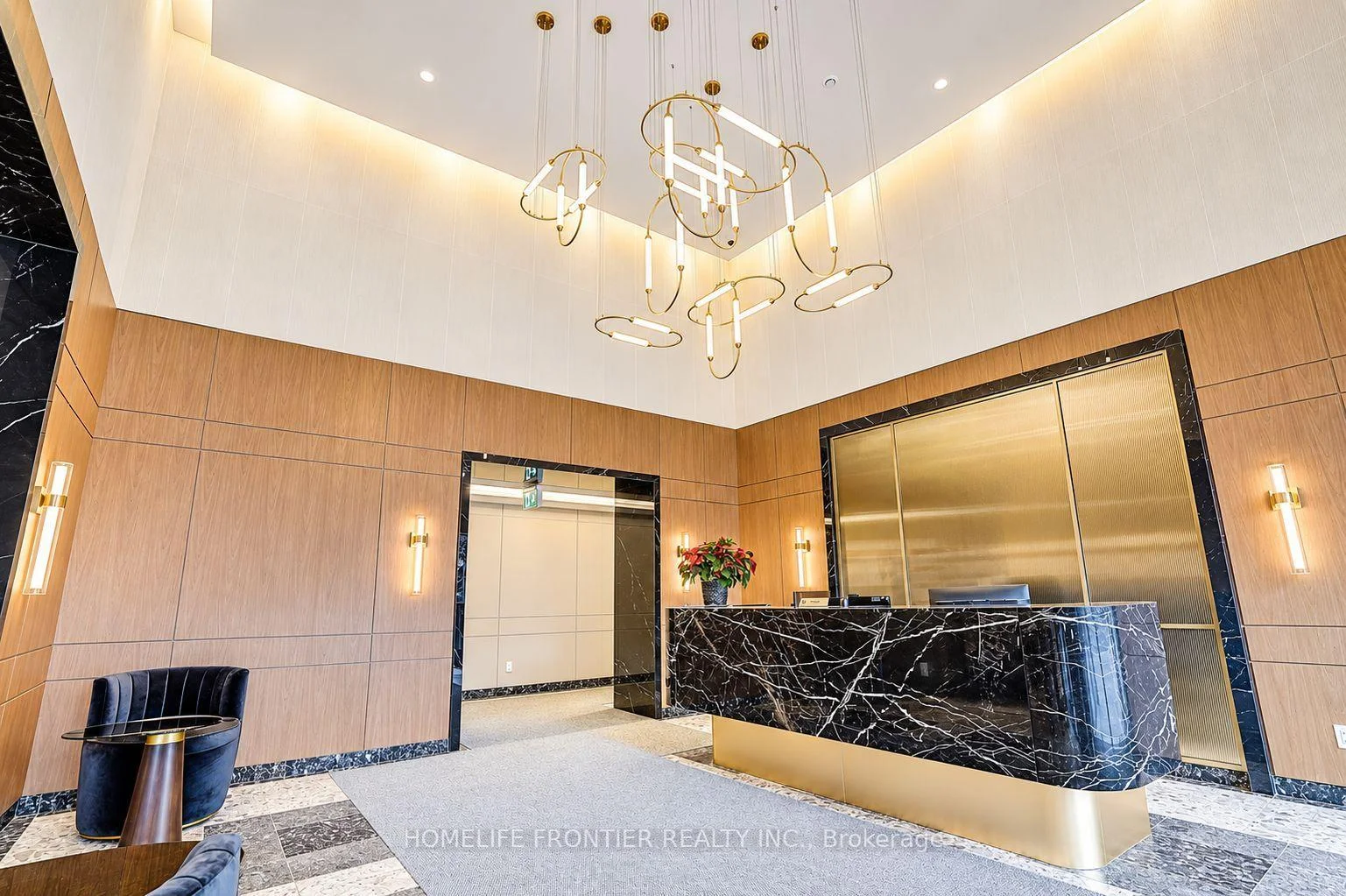 Photo 3 of Unit 808, 6 Greenbriar Road E, North York, Bayview Village — HOMEH