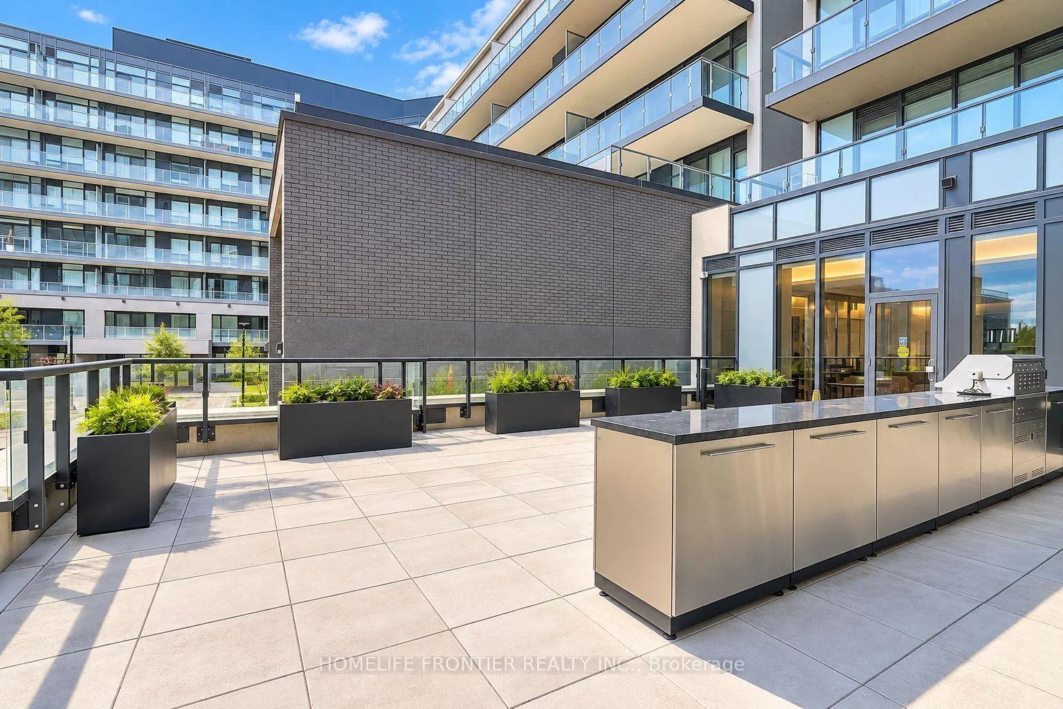 Photo 27 of Unit 808, 6 Greenbriar Road E, North York, Bayview Village — HOMEH
